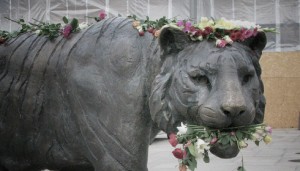 “Jeg holder fast ved troen på at friheten er sterkere enn frykten.”
